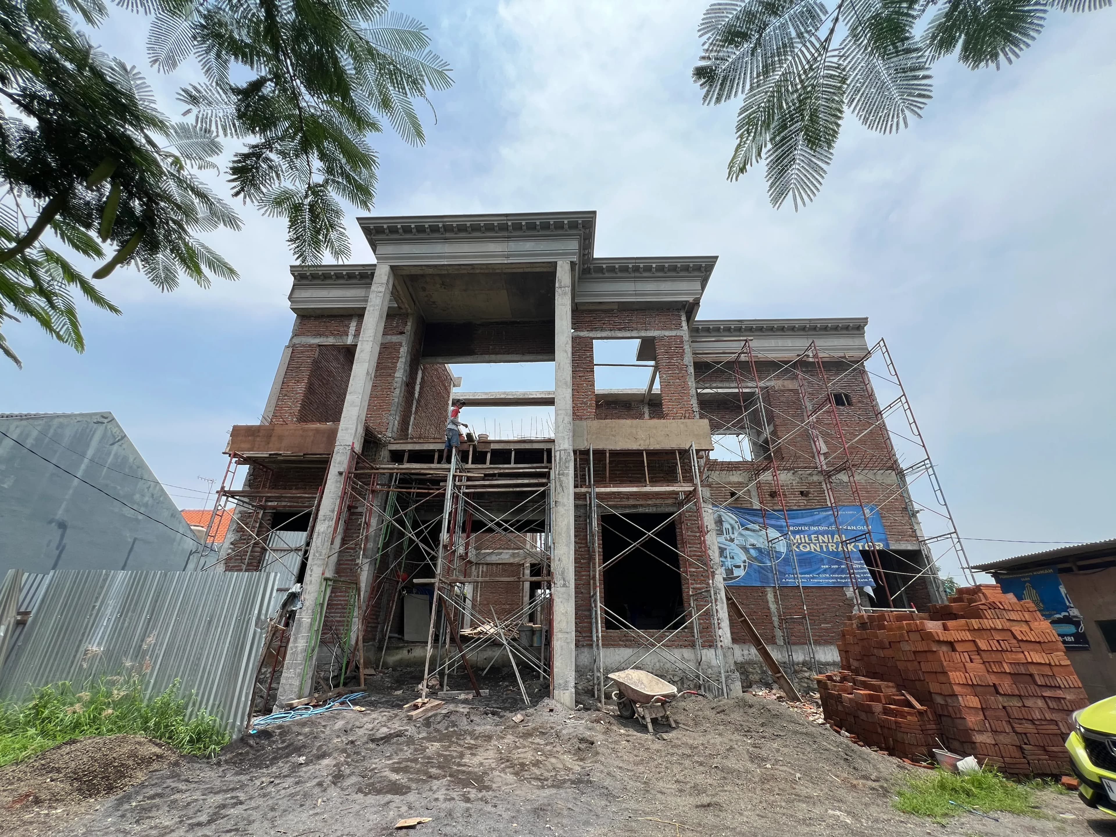 Proyek Rumah Klasik Eropa - slide 14