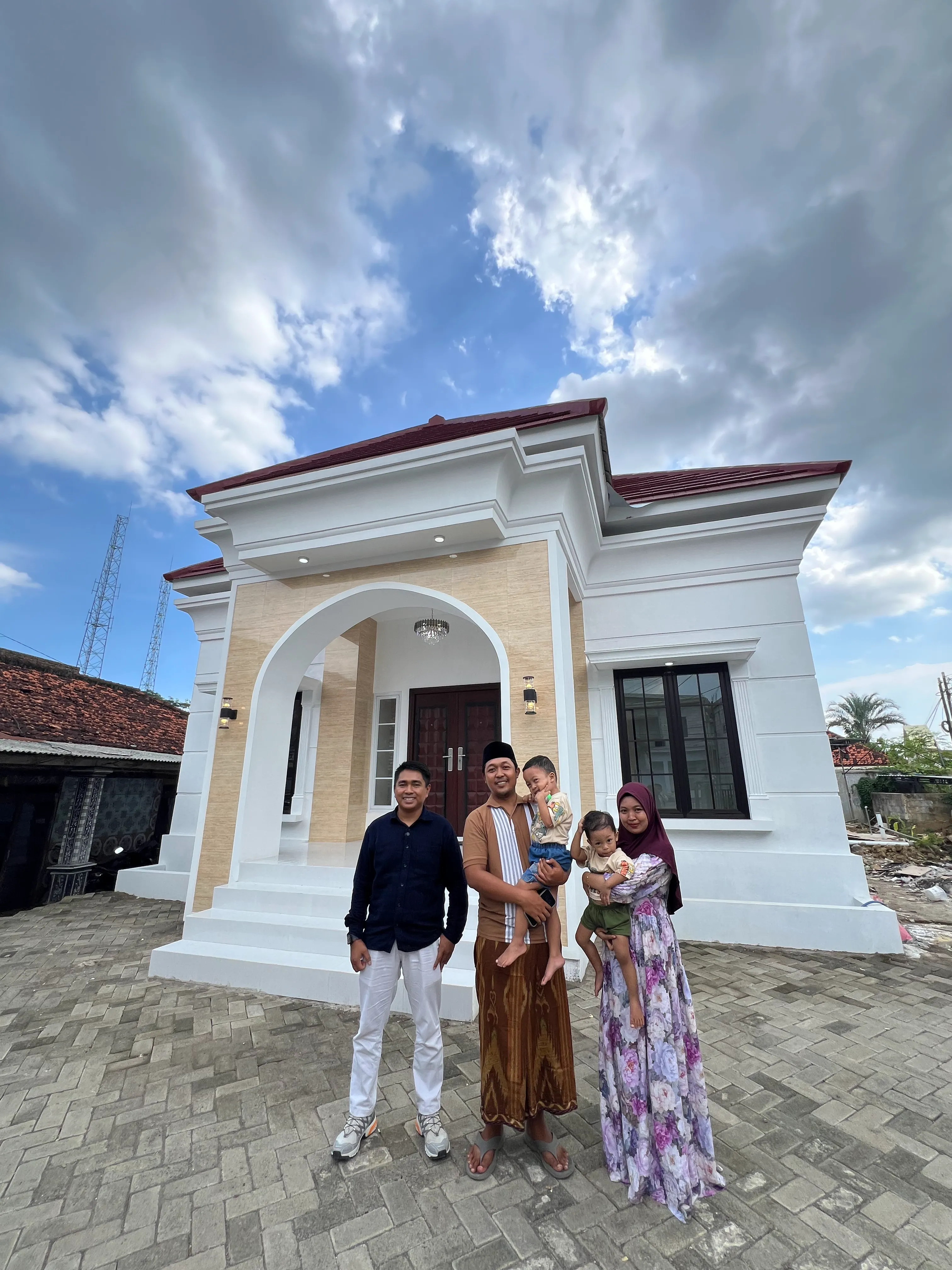 Proyek Rumah Klasik - slide 2
